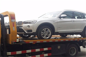 乌鲁木齐拖车24小时服务电话